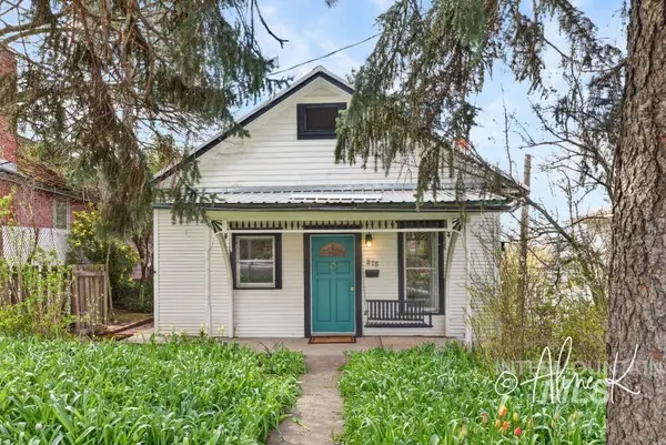 215 E A, Moscow, ID 83843