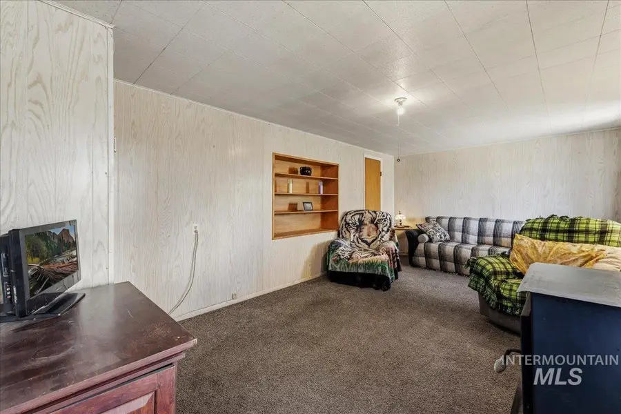 255 Main St, Grand View, ID 83624 - #3