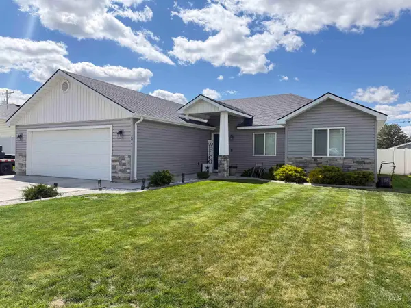 2021 L Street, Heyburn, ID 83336