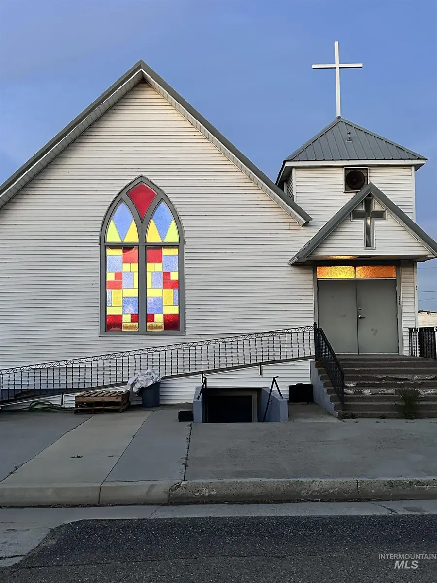 308 4th St, Wilder, ID 83676 - #2