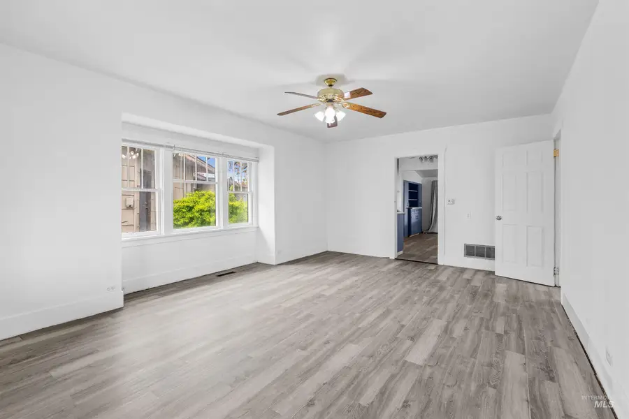 716 7th St, Clarkston, WA 99403 - #3