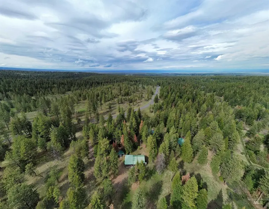 3695 W Mountain Rd, Anatone, WA 99401 - #2