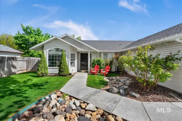 1102 W Waltman Dr, Meridian, ID 83642