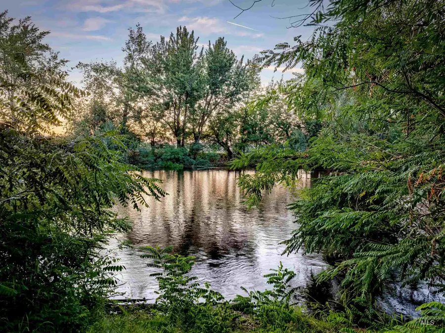 103 S. Alder Ln, Eagle, ID 83616 - #3