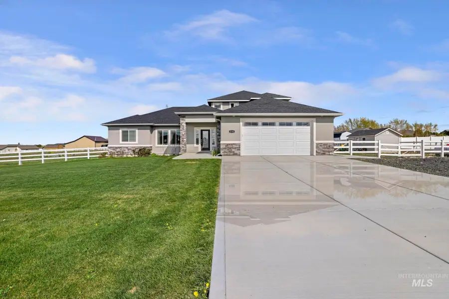 3734 N 2469 E, Twin Falls, ID 83301 - #3