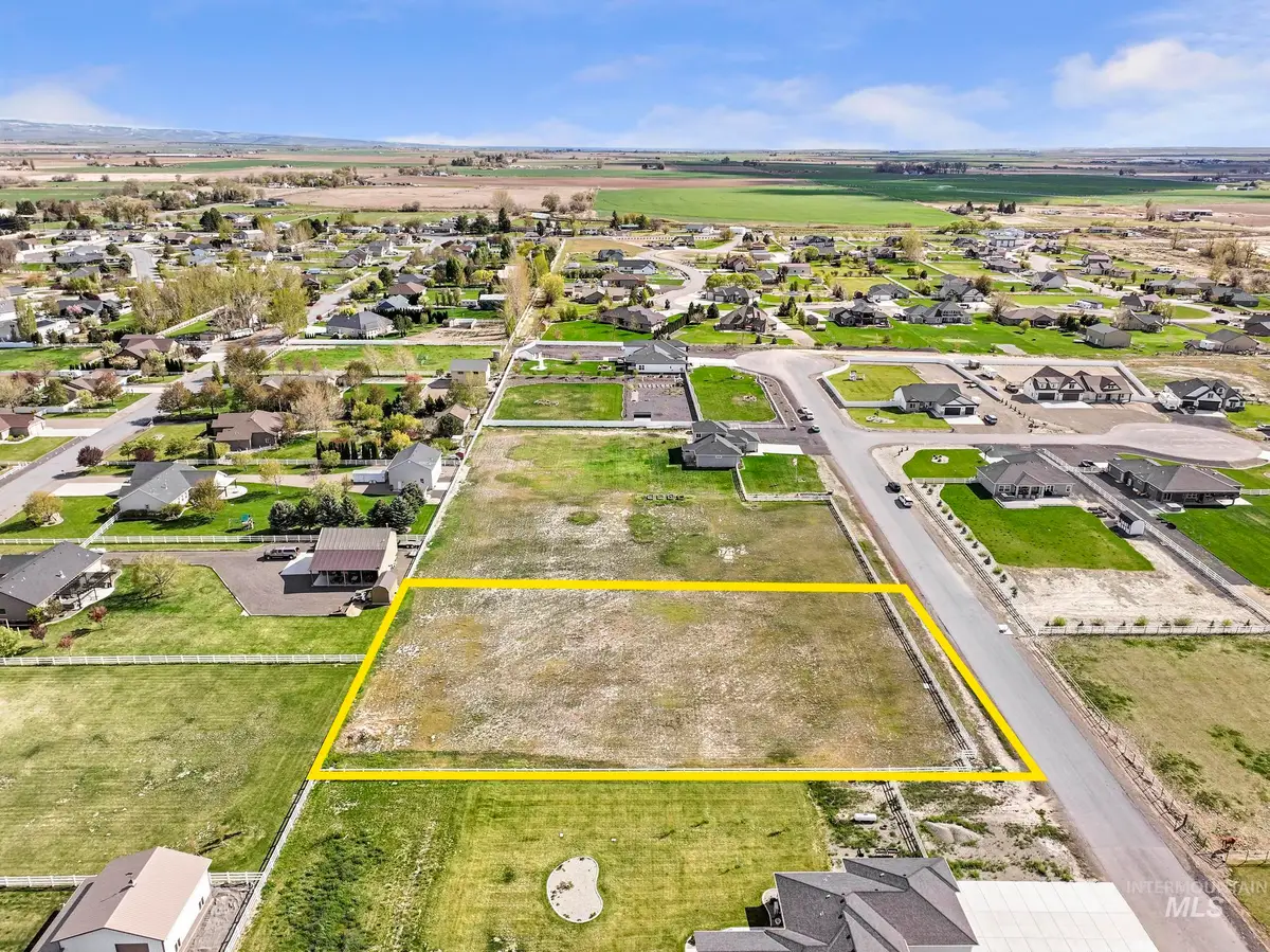 3740 2469 E, Twin Falls, ID 83301 - #1