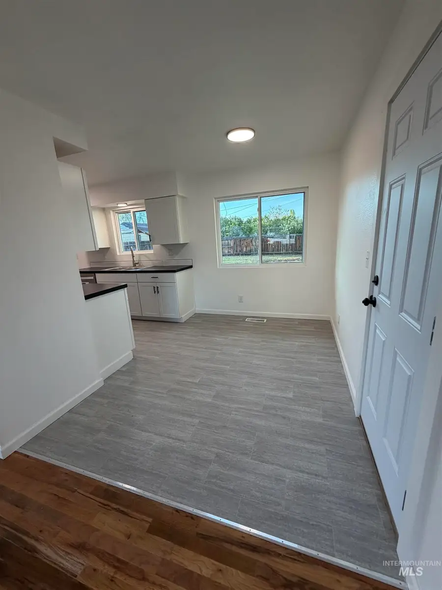 1010 E 15 North, Mountain Home, ID 83647 - #2