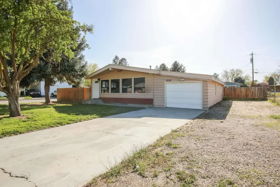 1535 N. 6th Street, Payette, ID 83661 - #2