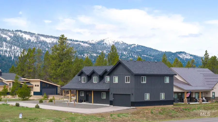 13142 Hawks Bay Rd, Donnelly, ID 83615 - #3