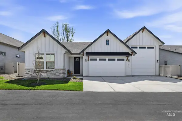 9685 W Snow Wolf Ln, Star, ID 83669