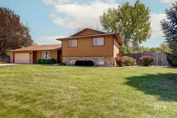 1954 S Denell Way, Boise, ID 83709