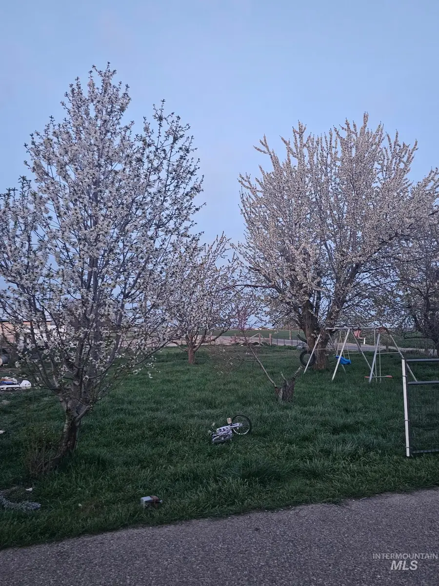 2344 NW 2nd Ave, Fruitland, ID 83619 - #3