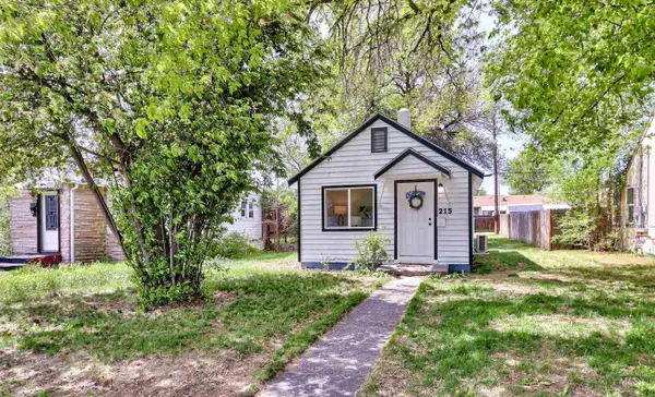 215 S 11th, Mountain Home, ID 83647