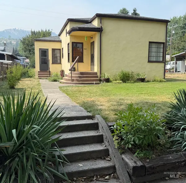 810 Main Street, Kamiah, ID 83536