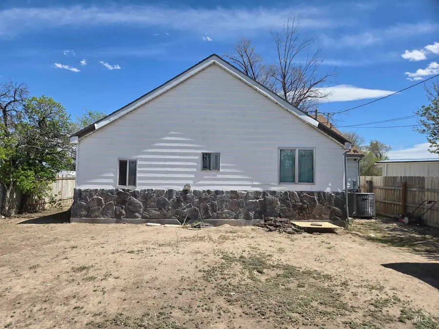 260 Buena Vista St, Twin Falls, ID 83301 - #3