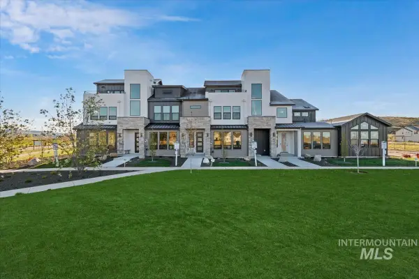 6397 N Birch Run Ln, Eagle, ID 83616