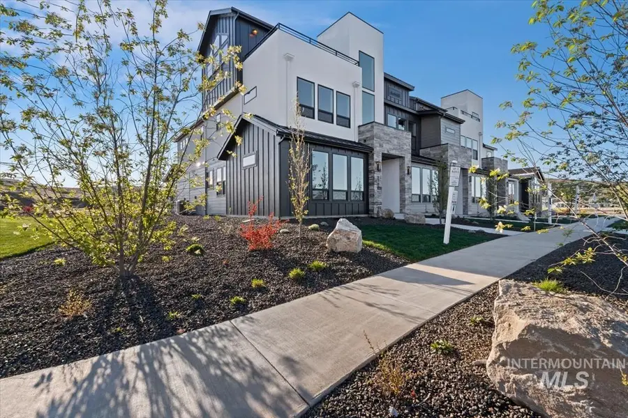 6397 N Birch Run Ln, Eagle, ID 83616 - #2