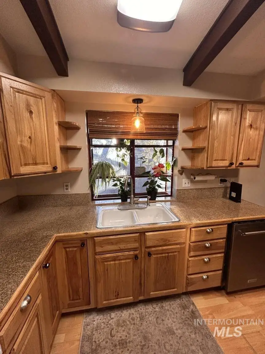 5541 N Samson Ave, Boise, ID 83704 - #2