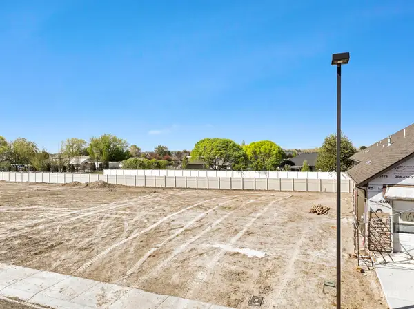 832 Willowa Road, Twin Falls, ID 83301