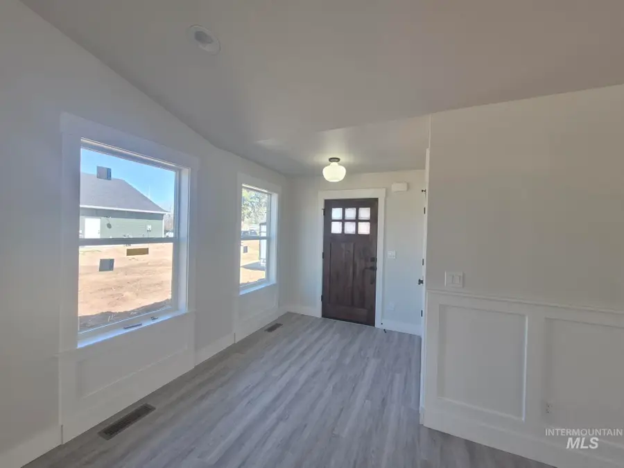 957 S Almond St., Nampa, ID 83686 - #2