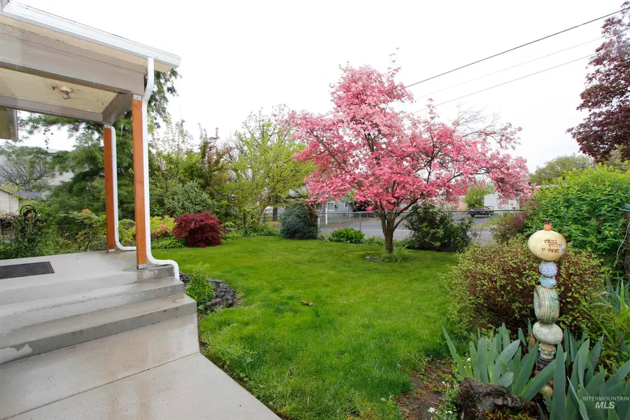 728 14th St, Clarkston, WA 99403 - #2