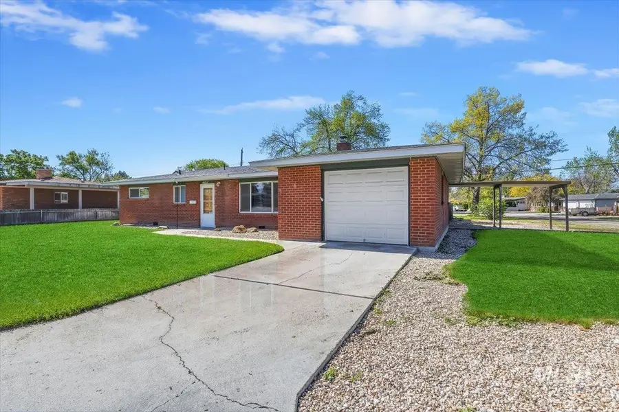 4011 W Greenbrier Dr, Boise, ID 83705 - #3