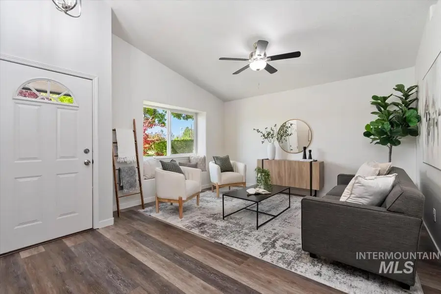 2021 W Slaton Dr, Meridian, ID 83642 - #2