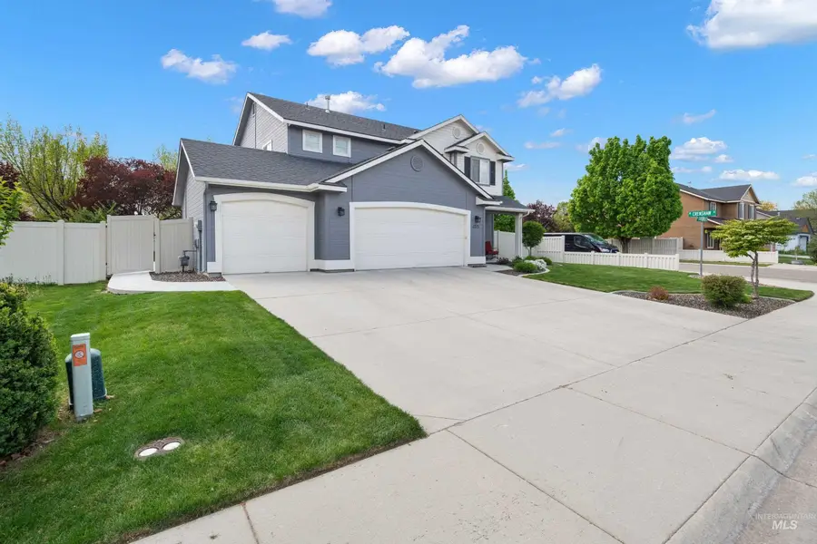 1715 N Firebrick Dr, Kuna, ID 83634 - #3