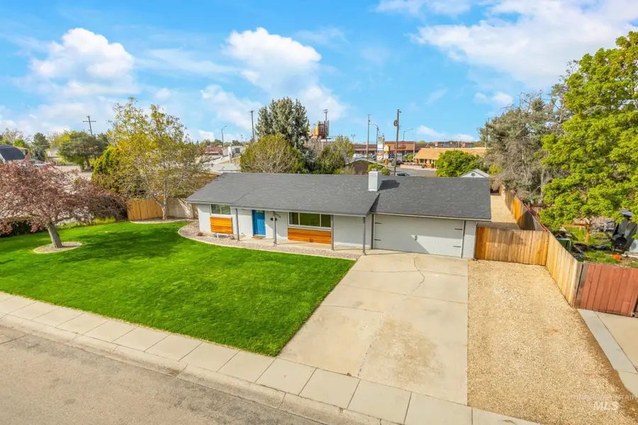 6809 W Brentwood Dr, Boise, ID 83709 - #3