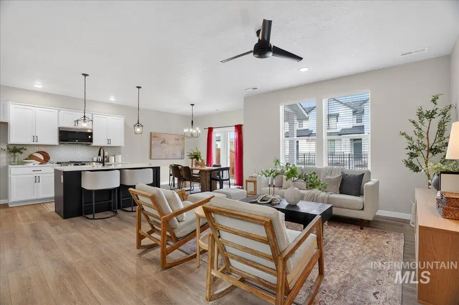 7136 W Riverwood St, Boise, ID 83709 - #2