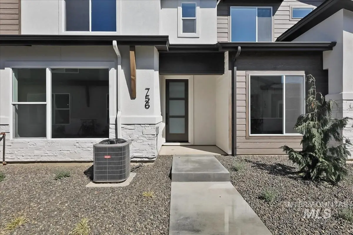 756 S Calhoun Ln, Star, ID 83669 - #1