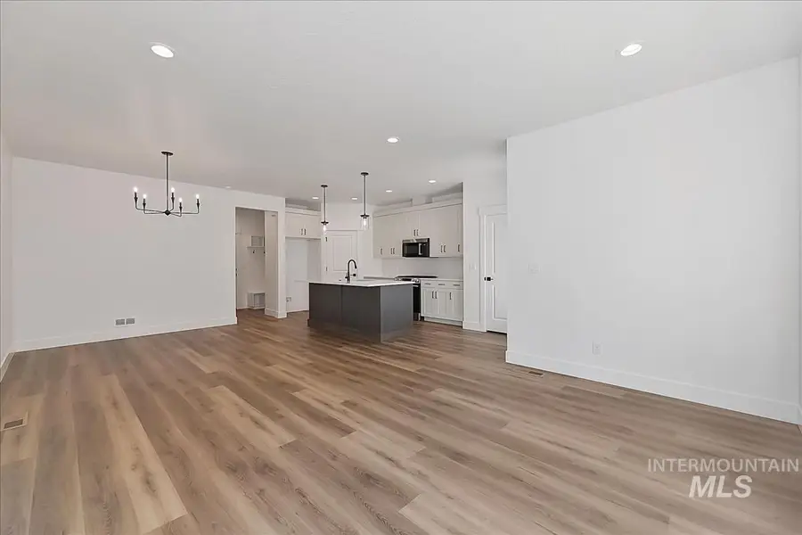 756 S Calhoun Ln, Star, ID 83669 - #3