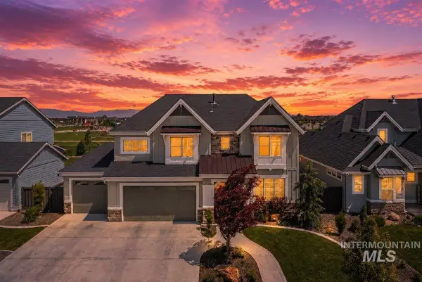 6718 S Cadence Ave, Meridian, ID 83642