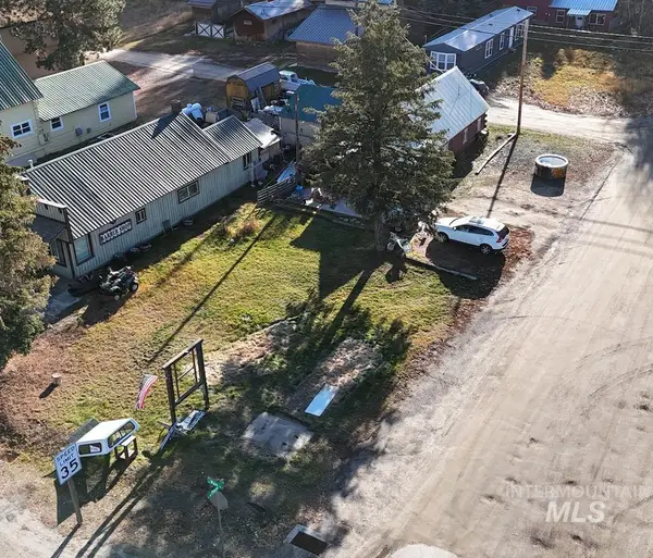 301 S Main St, Cascade, ID 83611