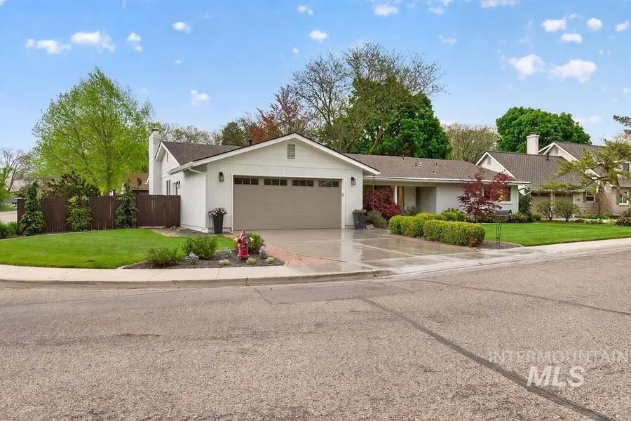 489 W Fall Drive, Boise, ID 83706 - #2