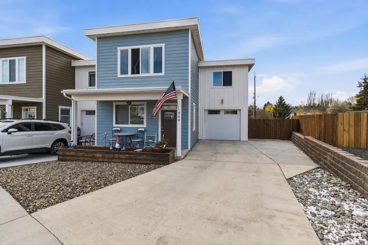 209 Wheatland Court, Moscow, ID 83843 - #1