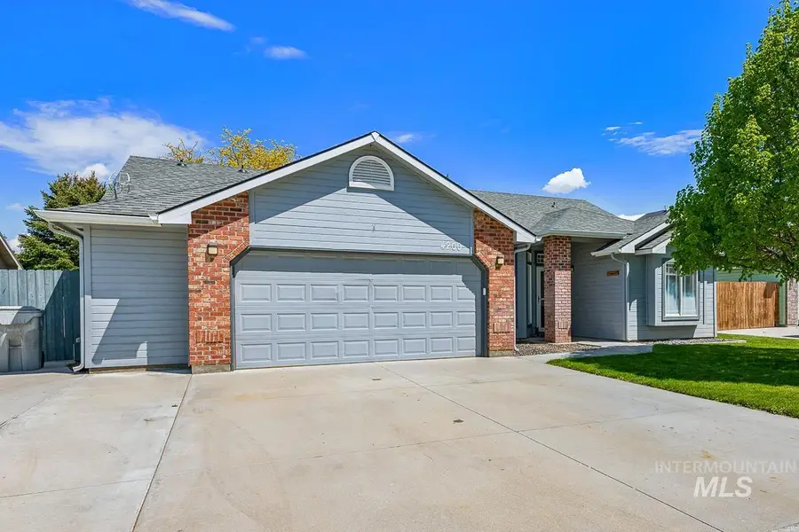 4200 E Iris Ct, Nampa, ID 83687 - #2