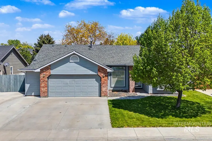 4200 E Iris Ct, Nampa, ID 83687 - #3