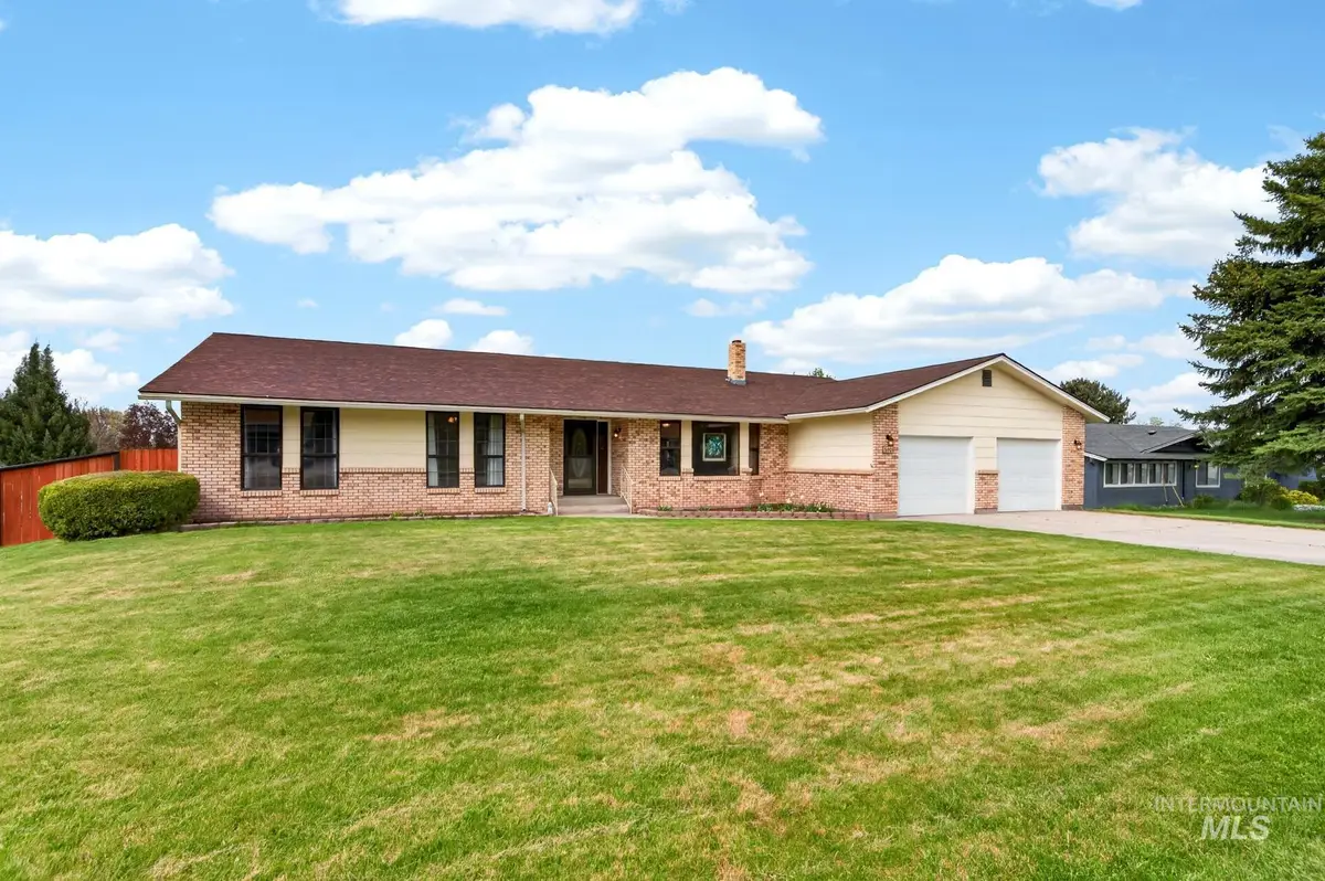 600 Donna Drive, Nampa, ID 83686 - #1