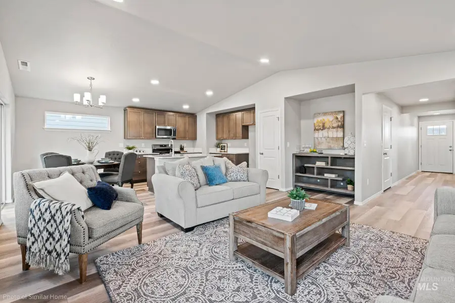 681 SW Mendenhall St #8/6, Mountain Home, ID 83647 - #2