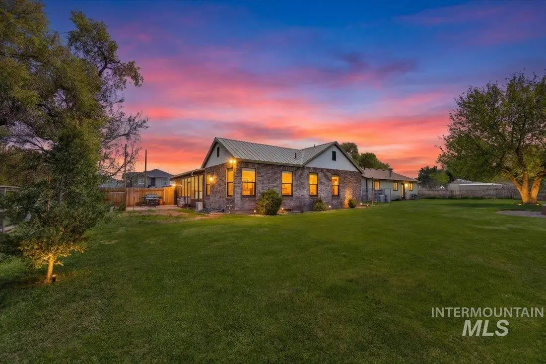 1003 Southside Blvd, Nampa, ID 83686 - #1