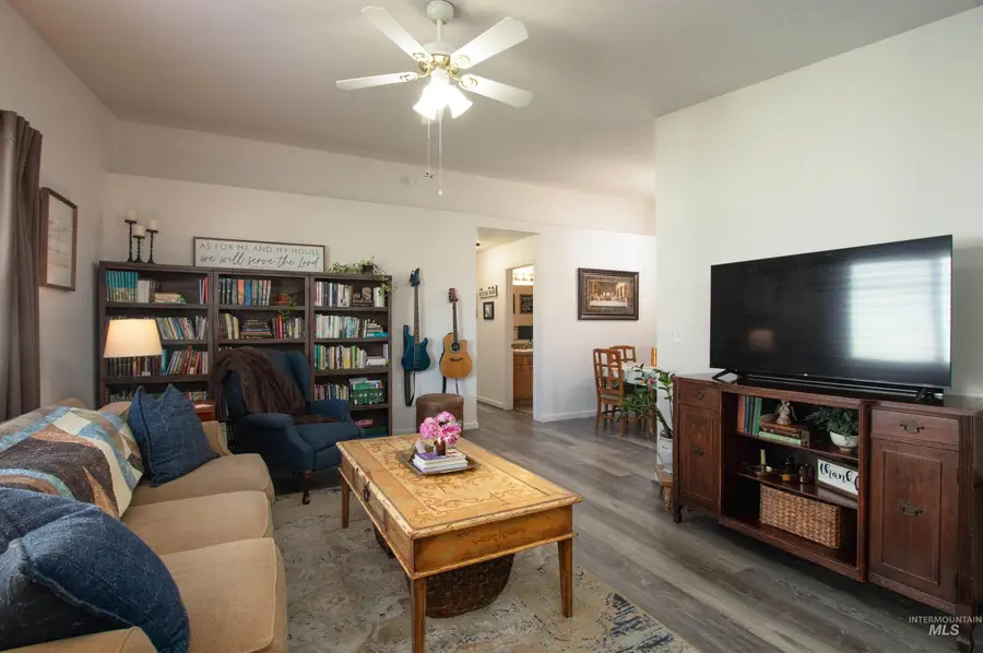 821 E Maine, Nampa, ID 83686 - #3