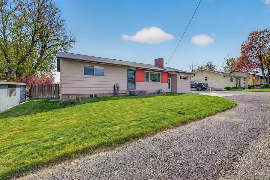 1301 Boston Street, Clarkston, WA 99403 - #3