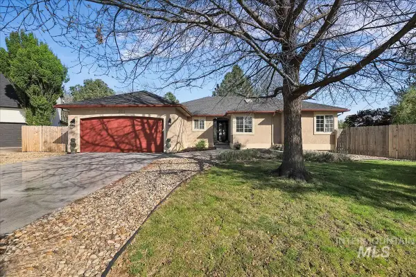 2611 E Clarene Ct, Meridian, ID 83646