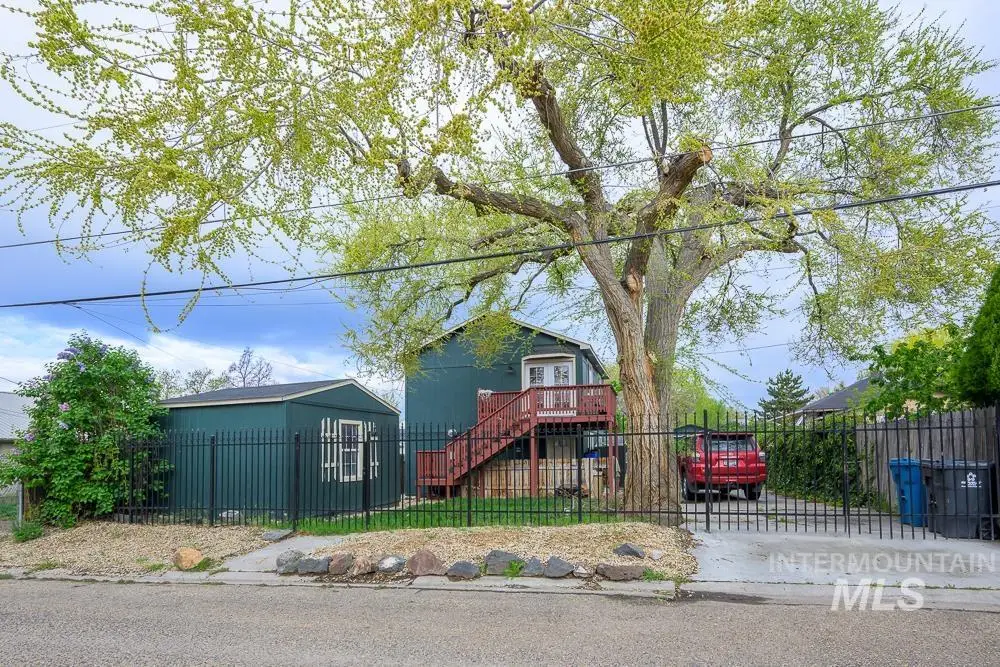 516 18th Ave N, Nampa, ID 83687 - #1