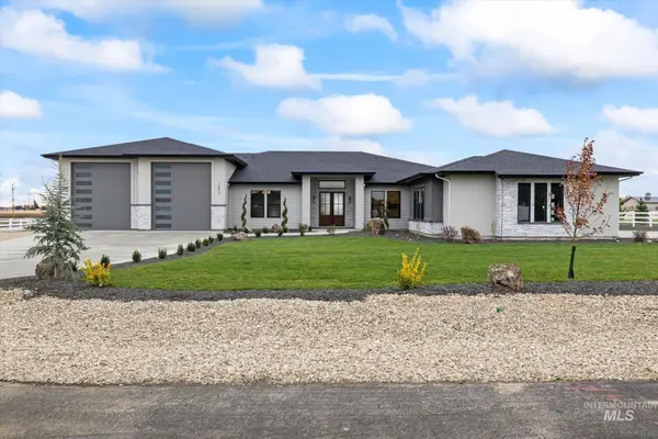 16852 Long Meadow Dr, Caldwell, ID 83607