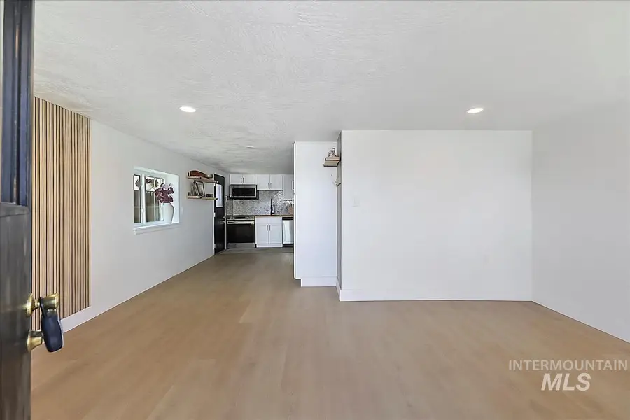 718 E Belmont St, Caldwell, ID 83605 - #2