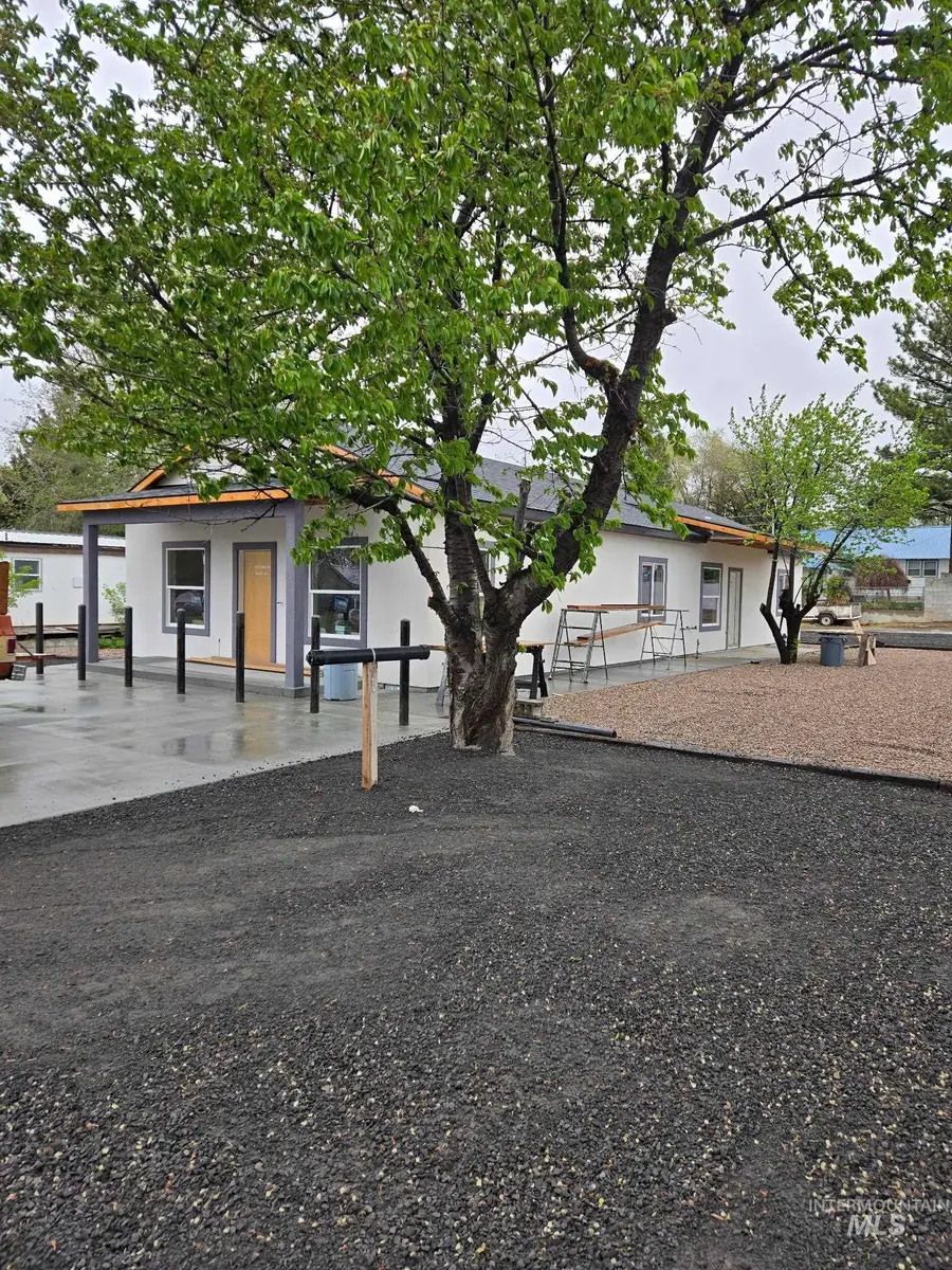 214 A/B E Avenue E, Jerome, ID 83301 - #2