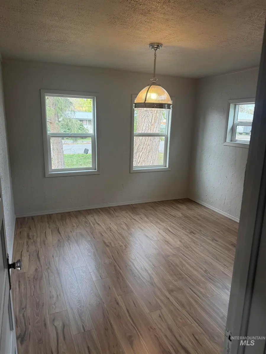 519 E Avenue F, Jerome, ID 83338 - #3