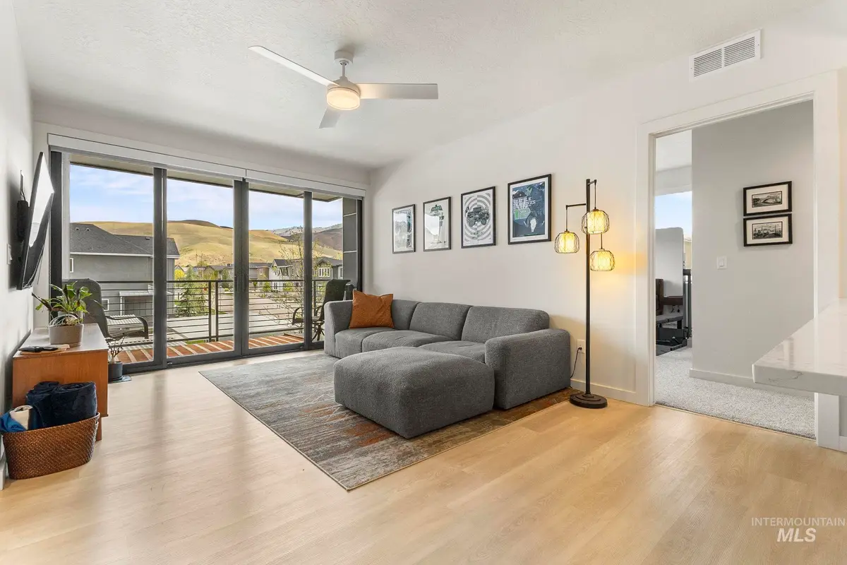 4184 E Haystack St #206, Boise, ID 83716 - #1